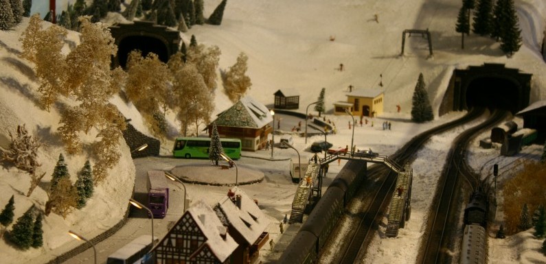 Muzeul Trenulețelor din Sinaia - Iarna pe uliță