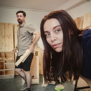 Nu prea știu să stau la poză