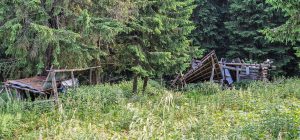 Vechile clădire ale aceleiași stâne